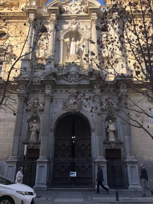 Apartamento Junto A Catedral Apartment Granada Ngoại thất bức ảnh