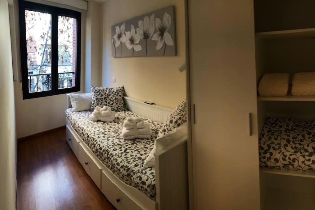 Apartamento Junto A Catedral Apartment Granada Ngoại thất bức ảnh